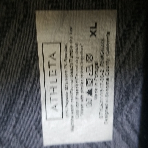 Athleta finish fast Sporty Fitness Workout chevron tank XL - Picture 4 of 9